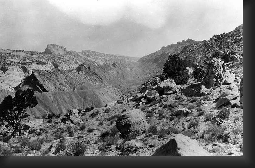 Castle Rock and The Cockscomb 1921.jpg